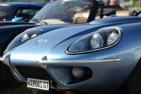 In wunderschönem Zustand in Höchstform ist dieser Marcos GT - British Car Meeting 2015 in Mollis