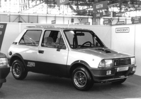 Innocenti DeTomaso Turbo (1985) - neu auch mit Daihatsu-Dreizylinder-Turbo-Motor erhältlich - Genfer Automobilsalon 1985