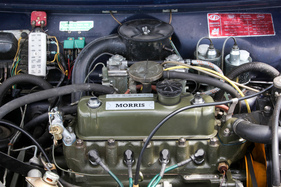 Innocenti IM3 S (1967) - quer eingebauter Vierzylinder mit darunter angeordnetem Getriebe