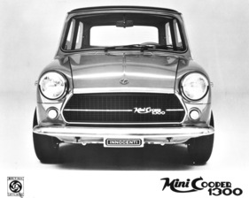 Innocenti Mini Cooper 1300 (1973) - Frontansicht