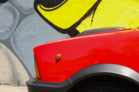 Innocenti Mini De Tomaso (1978) - Kunststoffverbreiterungen und Lufthutze als Erkennungsmerkmale der Topversion