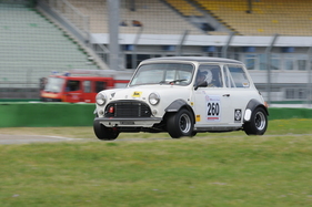 Innocenti Mini Sooper (1973) am Preis der Stadt Stuttgart 2018 - Kampf der Zwerge
