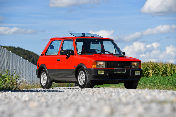 Innocenti Mini de Tomaso (1978) - als Lot 181 an der Versteigerung der Oldtimer Galerie Toffen am 14. Oktober 2023 angeboten
