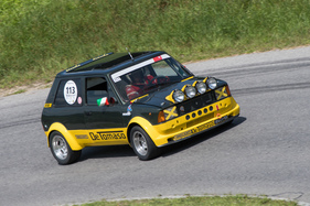 Innocenti Mini de Tomaso (1981) an der Bergprüfung Altbüron 2017 - Feld 1 (1981)