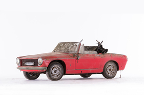 Innocenti S Cabriolet () - Scheunenfund des Jahrhunderts - Baillon-Sammlung - als Lot 53 an der Artcurial-Versteigerung an der Rétromobile am 6. Februar 2015