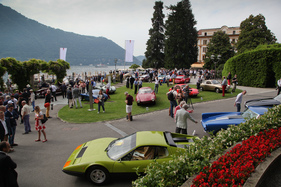 Interessierte Betrachter der Concours-Autos - Concorso d'Eleganza Villa d'Este 2017 Interessierte Betrachter der Concours-Autos - Concorso d'Eleganza Villa d'Este 2017