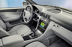 Image: Interior of the C-Class Saloon - "Avantgarde" equipment line