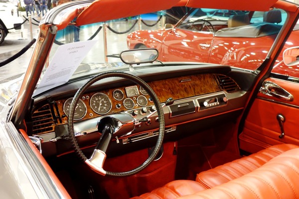 Interieur des Citroën DS 21 Cabriolet von 1968 - Essen Motor Show 2022