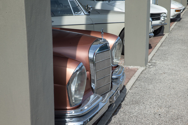 Internationale Belegschaft - Klassiker von Mercedes-Benz, MG, Alfa Romeo und Porsche - Auto e Moto d'Epoca 2022