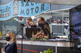 Internet-, Telefon- und Saal-Gebote - da ist viel Konzentration gefragt - Versteigerung der Oldtimer Galerie Toffen vom 17. Oktober 2020 Internet-, Telefon- und Saal-Gebote - da ist viel Konzentration gefragt - Versteigerung der Oldtimer Galerie Toffen vom 17. Oktober 2020