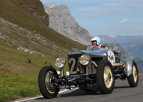 Invicta 4.5 Competition (1928) - am Klausenrennen 2013 in der Gleichmässigkeitswertung