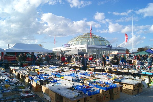 Irgendwo hier versteckt sich die letzte noch existierende Leerlaufdüse für Ihren seltenen Vorkriegsvergaser – Veterama Mannheim 2022
