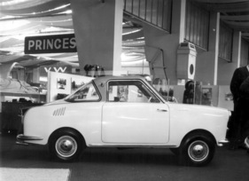 Isar T 400 (1962) am Genfer Automobilsalon - Konjunktur-Kleinwagen von Glas, der vielen Leuten Freude macht