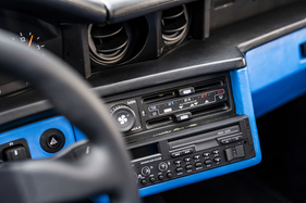 Isdera Commendatore 112i (1993) - Blaupunkt Bremen Radio-Tonband
