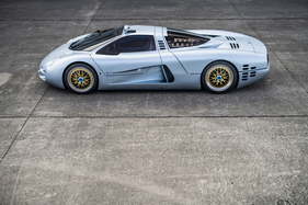 Isdera Commendatore 112i (1993) - man sprach damals von Cab-Forward-Design, weil die Besatzung so weit vorne sass