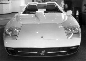 Isdera Spyder 033i (1983) - lässt Motorrad- und Autofans träumen - am Genfer Automobilsalon von 1983