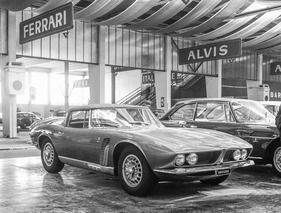 Iso Grifo (1965) - zählt zu den Meisterweirken von Bertone, hier als Cabriolet gezeigt - Genfer Automobilsalon 1965