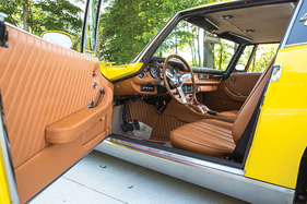 Iso Grifo GL Series I by Bertone (1968) - Edles Leder im Cockpit