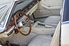 Iso Grifo IR-8 (1973) - klassiche GT-Architektur des Interieurs