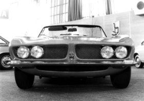 Iso Grifo Spider (1964) - auch in der Frontansicht eine Augenweide