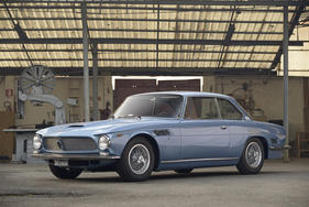 Iso Rivolta IR 300 Coupé (1967) - angeboten als Lot 416 an der Bonhams-Versteigerung im Grand Palais Paris am 4. Februar 2016