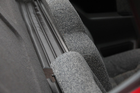 Isuzu Piazza Turbo (1990) - die Rücksitze sind in der Neigung verstellbar