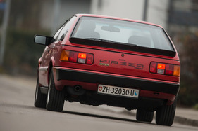 Isuzu Piazza Turbo (1990) - die Zusammenarbeit mit Lotus überdauerte den Piazza
