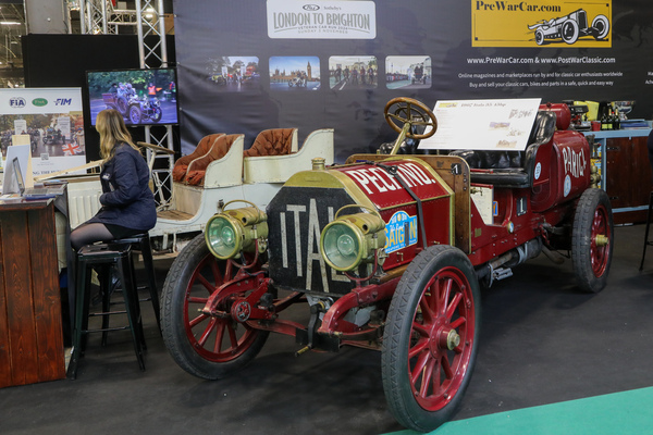 Itala 35/45 HP (1907) - auf dem Stand von PreWar-Cars - Rétromobile Paris 2024