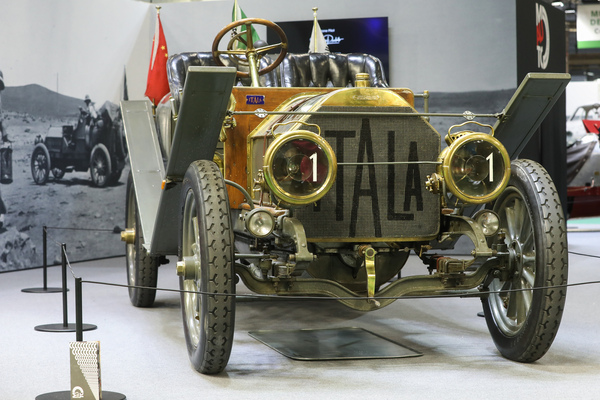 Itala 35/45 HP "Peking-Paris" (1907) - imposantes Auto - Rétromobile Paris 2024