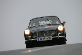 Italia 2000 GT (1959) - an der Ennstal-Classic 2012 - Orange Prolog