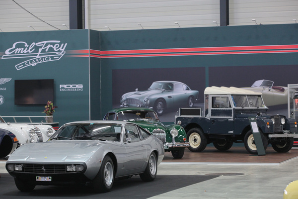 Bild: Italienisch oder britisch? Natürlich wurden aus beiden Ländern herrliche Autos angeboten - Swiss Classic World Luzern 2019