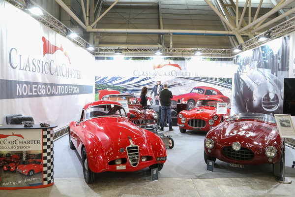 Italienische Kleinserien-Klassiker bei ClassicCarCharter - 40. Auto e Moto d'Epoca Bologna 2023