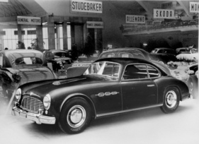 Italmeccanica I.T. 160 (1950) - Autosalon von Turin 1950 - das fertiggestellte Coupé - das Foto wurde in der Zeit retouchiert bei der Windschutzscheibe