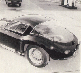 JWF Milano GT (1962) - grosse Heckscheibe beim Bruce Leer Wagen