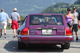 Ja, den Jaguar XJ-S gab es in verschiedenen Ausführung auch als Kombi, aber nur wenige in dieser Farbe - British Car Meeting in Mollis am 28. August 2016