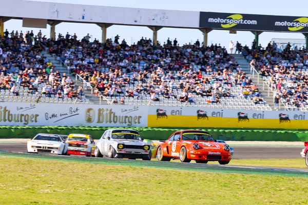 Bild: Jägermeister-Porsche im Motodrom – ADAC Hockenheim Historic 2025