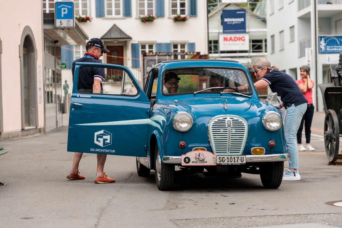 Jael Stutz, Ralph Wagner Austin A35 (1957)