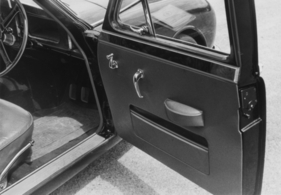Jaguar 2,4 Litre (1956) - Türinnenverkleidung