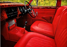 Jaguar 240 (1968) - Interieur (aus englischem Prospekt)