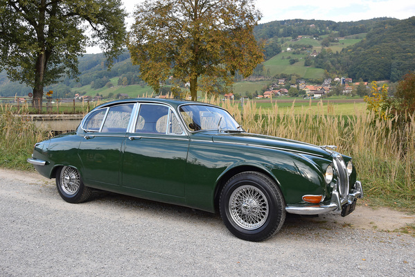 Jaguar 3,8 S (1965) - angeboten an der Versteigerung der Oldtimer Galerie in Toffen am 28. November 2015