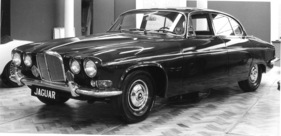 Jaguar 420 G (1967) - Sechszylinder mit 260 SAE-PS und Preise zwischen 31'500 und 33'500 Franken - Genfer Autosalon 1967