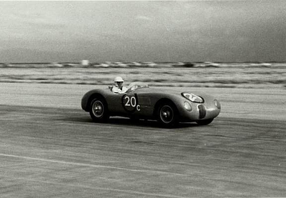 Jaguar C Type (1952) - Jack Douglas in Bakersfield am 1. Mai 1955