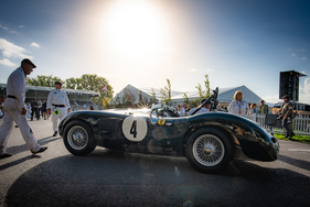 Jaguar C-Type (1953) – Eine fixe Grösse in Goodwood – Goodwood Revival 2025