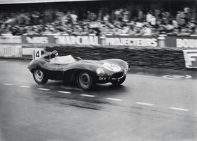 Jaguar D Type (1954) - Hamilton/Rolt - auf dem zweiten Platz der 24 Stunden von Le Mans im Jahr 1954