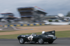 Jaguar D-Type (1954) OKV2 - im Plateau 2 (1949-1956) an der Le Mans Classic 2012
