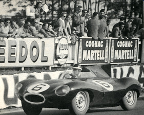Jaguar D-Type - Mike Hawthorn gewinnt 1955 die 24 Stunden von Le Mans Jaguar D-Type - Mike Hawthorn gewinnt 1955 die 24 Stunden von Le Mans