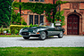 Jaguar E-Type (1961) - Der Ur-Roadster ist auch ohne die elegante Dachlinie schön anzusehen. (© Pendine Historic Cars, 2021) Jaguar E-Type (1961) - Der Ur-Roadster ist auch ohne die elegante Dachlinie schön anzusehen. (© Pendine Historic Cars, 2021)