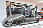 Jaguar E Type (1961) - Karosserieteile und kompletter "Bausatz" auf dem Jaguar-Stand - Rétromobile Paris 2016