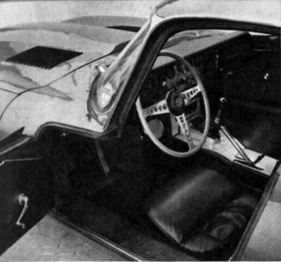 Jaguar E Type (1961) - das Lenkrad stammt von Nardi oder Carlotti Jaguar E Type (1961) - das Lenkrad stammt von Nardi oder Carlotti