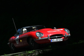 Jaguar E Type (1965) am Gaisbergrennen 2010